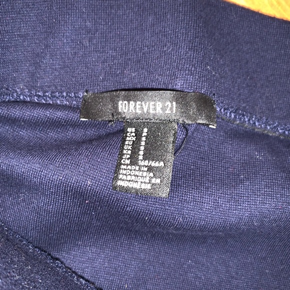 Pencil Skirt - small - Picture 2 of 3